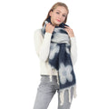 Flower Pattern with Tessel Thick Scarf: ONE SIZE / GRN