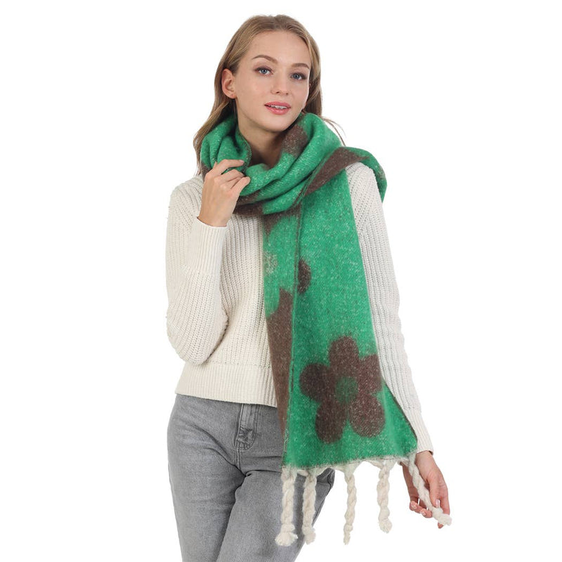 Flower Pattern with Tessel Thick Scarf: ONE SIZE / GRN